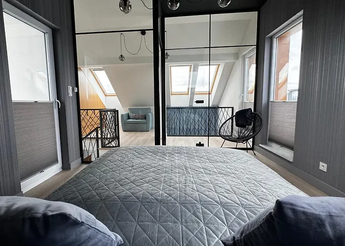 Stella * ميكلينكي